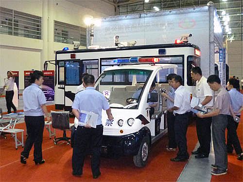 第五屆海峽警用裝備展躍迪警用巡邏車(chē)倍受關(guān)注