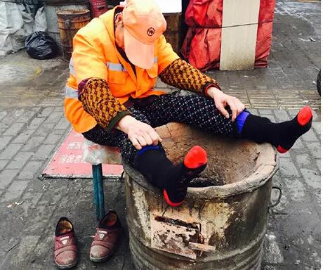 今天，躍迪向平凡而偉大的他們——環(huán)衛(wèi)工人致敬！